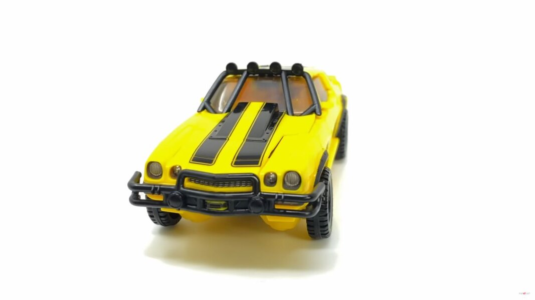 In Hand Image Of Transformers Rise Of The Beasts SS 100 Bumblebee  (44 of 44)